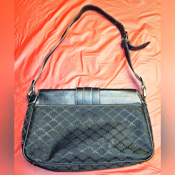 Aigner Monogrammed Canvas & Leather Shoulder Bag w/Signature "A" Logo E.U.C. - Picture 2 of 12